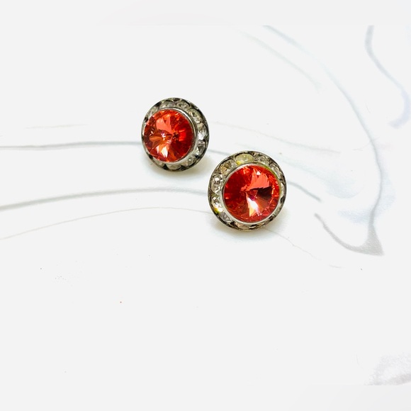 Jewelry - Stunning Austrian Crystal Earrings 🌞 !